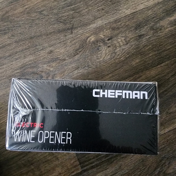 CHEFMAN ELECTRIC WINE OPENER NIB - Picture 3 of 4